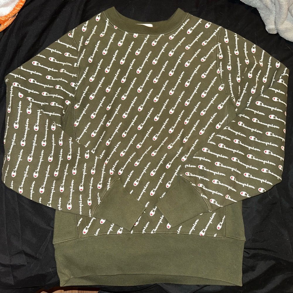 Champion Olive Crewneck Sweater - Small